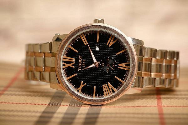 ceasuri dama tissot.jpeg